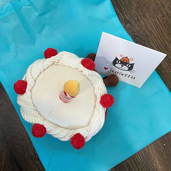 Jellycat Amuseables Cheri Cake A2RVC Valentine's 100% Authentic NWT US SHIP FAST - Picture 5 of 7